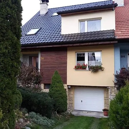 Piano בית אירוח *